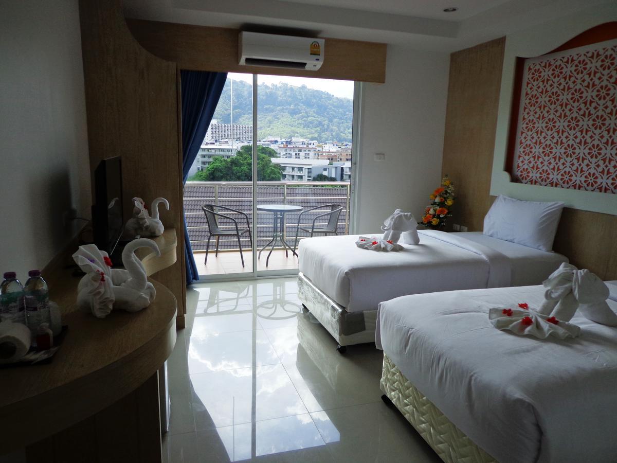 Red Sapphire Hotel Patong Екстер'єр фото