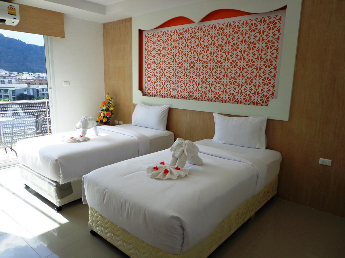 Red Sapphire Hotel Patong Екстер'єр фото